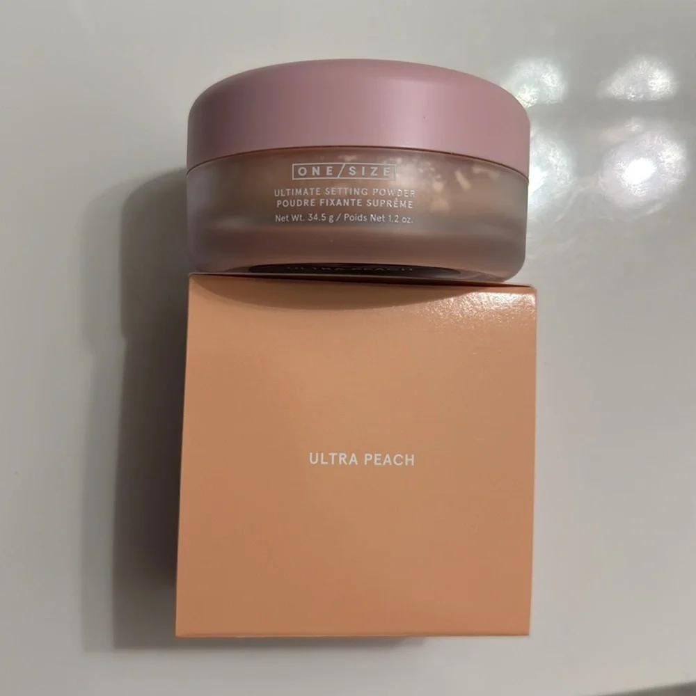 One/Size Beauty setting powder